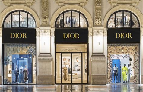 dior milan online|dior shops milan airport.